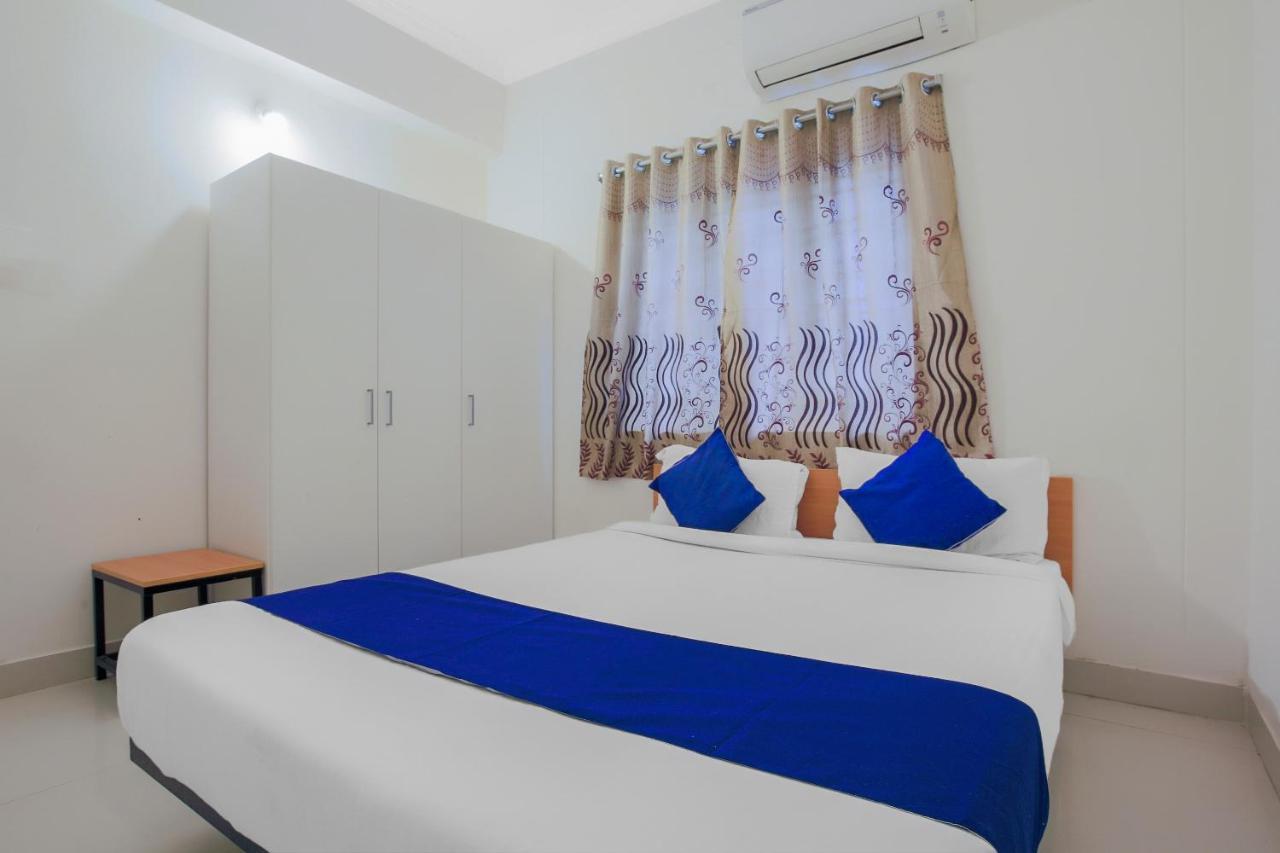 Hotel Oyo Silverkey 74581 Nallagandla Hyderabad Exterior foto