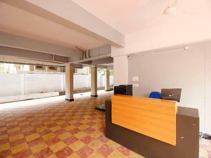 Hotel Oyo Silverkey 74581 Nallagandla Hyderabad Exterior foto