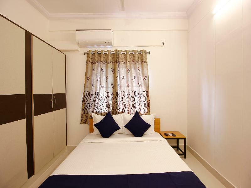 Hotel Oyo Silverkey 74581 Nallagandla Hyderabad Exterior foto