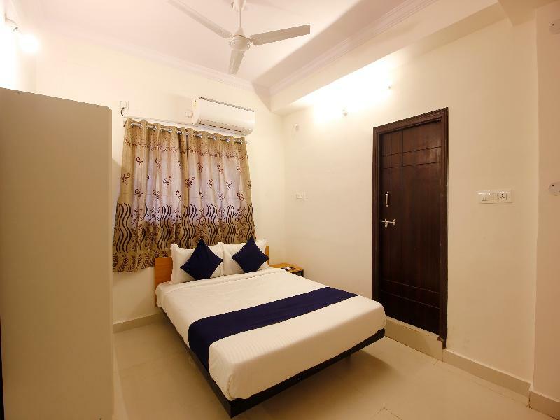Hotel Oyo Silverkey 74581 Nallagandla Hyderabad Exterior foto